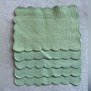 Set of 5 Green Quilted Scallop Rectangular Placemats Set18" x 13"